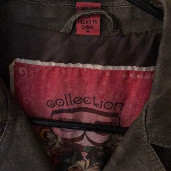 Faux olive green leather jacket size Medium - Picture 3 of 4